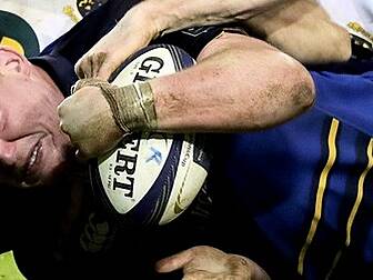 Leinster run in nine tries to...